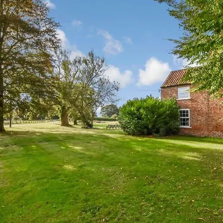 Fawkes Holiday home *
